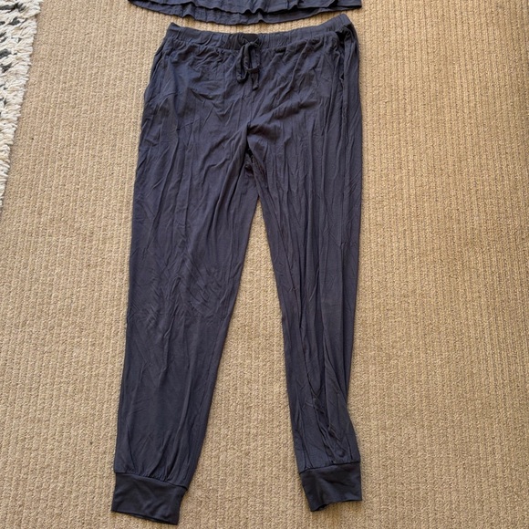 La Vie En Rose Lounge Set, Size M - Picture 3 of 9